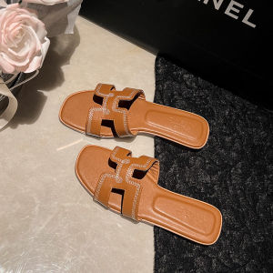 Summer Flat Bottom Sandals Womens Outdoor Fashion Beachside Shoes Large Size Womens Footwear 41 to 43 Korean Style Ultrafiber Leather