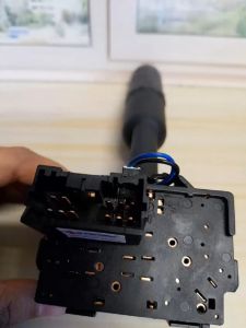 Panduan Menggunakan Saklar Lampu Besar Dim & Turn Signal Switch pada Canter PS125 HD