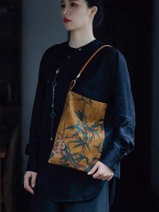 Large Tote Bag Womens Handbag Ethnic Style Storage Bag Single Shoulder Strap Cotton Lining Magnetic Buckle Casual Bag