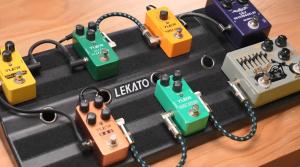 LEKATO Guitar Pedal Board Large Capacity with Built-in Power Supply Room & Carry Bag Guitar Effects Pedal Rack