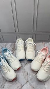 Sneakers Sporty Terkini Fashion Korea Bahan Canvas DG8065