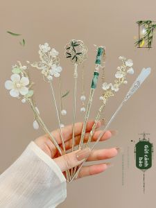 NING ZHOU | Chinese Style Floral Tassel Hairpins