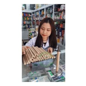 Combo 100 thanh nhang ngải cứu: xông nhà đuổi muỗi giúp bạn giảm stress ngủ ngon hơn mỗi ngày ( tặng kèm 2 đế cắm 15cm )