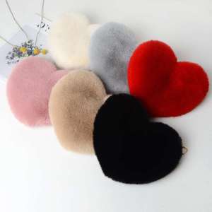 Trendy Fashion Plush Heart Shaped Bag Women Chain Crossbody Bag Artificial Fur Single Shoulder Coin Purse Gift for Women