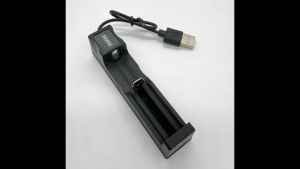 Charger Baterai BATTERY 18650 1 Slot Charger Baterai USB Universal Full Self Stop 18650 26550 1 Slot