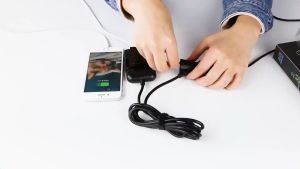 (Dikirim Dari Jakarta) Monqiqi Car Charger / Charger Mobil Fast Charging 3.1A 3.0A 2.4A Qualcomm Quick Charger / Super 4 Port USB Universal