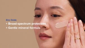 Paulas Choice Resist Super-Light Daily Wrinkle Defense SPF30 | Tinted Sunscreen & Anti-Aging Moisturizer for Smooth Even Skin