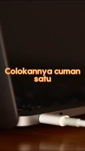 Mediatech Universal Travel Adaptor 4 in 1 MT805 + USB Type-C - 630002 Produk Termurah