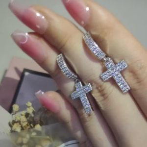 Luxury Silver Color Cross Drop Earrings for Women Stylish Accessories Girl Party Versatile Female Earrings Korean Fashion E5989