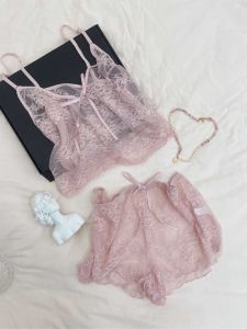 ชุดนอนผู้หญิงสไตล์ฝรั่งเศส ผ้าลูกไม้โปร่งเนื้อนุ่ม ชุดนอนสายเดี่ยว กระโปรงสั้น ผูกโบว์ ชุดชั้นในลายผีเสื้อ