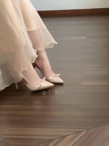 8cm Baotou High-heeled Shoes Pointed Toes Thin Heels Butterfly Bows Have French Style Womens Shoes