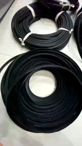 RON CHỈ KÍNH XE INNOVA LIBERO VÀ CHẾ CHO CÁC DÒNG XE 4-7 CHỖ XE TẢI CAO SU THIÊN NHIÊN MỀM DẺO