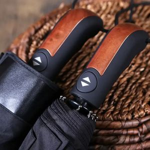 A1 Luxury Reverse Umbrella Men Wooden Handle Large Automatic Umbrella Windproof Strong 10 Ribs Foldable Big Rain Umbrella Golf