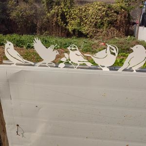 Metal Bird Statues Outdoor Garden Branch Decor Iron Art Bird Silhouette Courtyard Fence Wood Pile Embellishment Country Style
