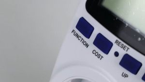 COD Taffware kWh Meter Stop Kontak Pengukur Biaya Listrik Rumah KWE PM01 / Stop Kontak Pengukur Daya Listrik Watt Ampere Pengukur Biaya Lisrik