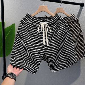 Quần Short Nam Mùa Hè Họa Tiết Sọc Năm Điểm Quần Thể Thao Bãi Biển Rộng Rãi Đa Năng Quần Áo Ngoài Thời Trang