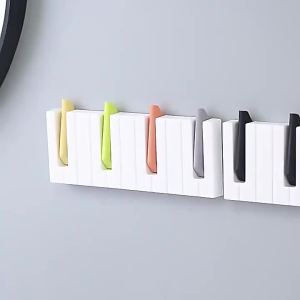 Móc Treo Tường Hình Phím Đàn Piano Sáng Tạo Tự Dính Gói 4 Cái Giá Treo Khăn Dụng Cụ Sắp Xếp Nhà Cửa Cho Phòng Tắm Nhà Bếp Không Cần Khoan.