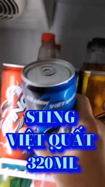 Nước tăng lực STING cú hích hương vị việt quất lon 320ml