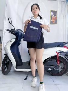 Váy chống nắng chất liệu Jean có túi có nút bấm chân - cố định bằng nút bấm và dán ngồi trước và sau xe đều đẹp kimyen6