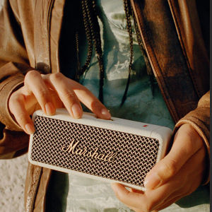 EmbertonⅡBluetooth Speaker with Microphone Bass Subwoofer Outdoor Protable Long Battery Life