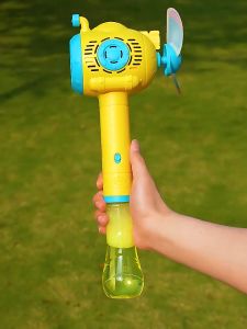 【suisui】ของเล่น รูปร่างเรือดําน้ํา เครื่องตีฟอง การหมุนอัตโนมัติ ฟรีแบตเตอรี่และน้ําฟอง