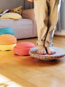 Babyfun Home Use Balance Board Childrens Sensory Training Equipment Kindergarten Sports Outdoor Teaching Toys Plastic Toys