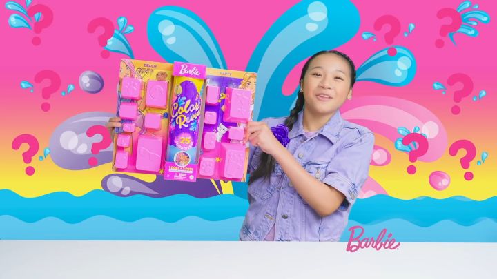 Barbie Day-to-Night Color Reveal Doll ตุ๊กตาบาร์บี้ จุ่มน้ำ พร้อมชุดไปเที่ยวสำหรับกลางวันและกลางคืน ของแท้