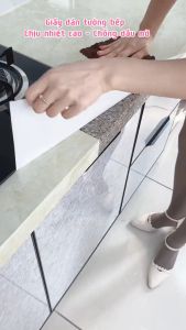 Giấy dán bếp giả đá 3met x60cm chống nước chịu nhiệt dán bếp nhà tắm sẵn keo