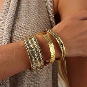 Ingemark 3 Pcs/Set Luxury Punk Geometry Chunky Spring Bangles for Women Personalized Stackable Cuff Wide Bracelet Party Jewelry