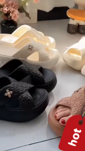 SAROMON(Surabaya) Sandal Wanita Kekinian Wedges Sandal Jelly Wanita Tinggi Sandal FUJI Wanita Korea