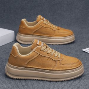 Mens Fashionable Work Shoes Winter Thick Bottom Heightening Wheat Color Casual Leather Shoes round Toe Waterproof Rubber Sole
