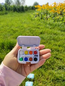 Portable Mini Solid Watercolor Paint Set Keychain Hanging Jewelry 8 Colors Simple Combination Common Colors Art Supplies
