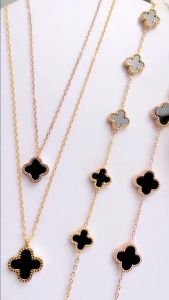 Set Kalung Gelang Cincin Titanium Bunga Semanggi Terbaru Set Perhiasan Titanium Anti Karat Tidak Luntur