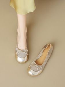 Elegant French Brand Womens Flats Chic Bean Bean Shoes 2024 New Style Semi-Upgraded for Skirts Trendy Flat Bottom Single Shoes