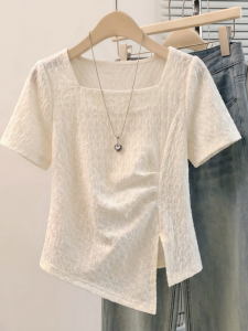 Plus Size Slim Fit Asymmetric Slit T-shirt