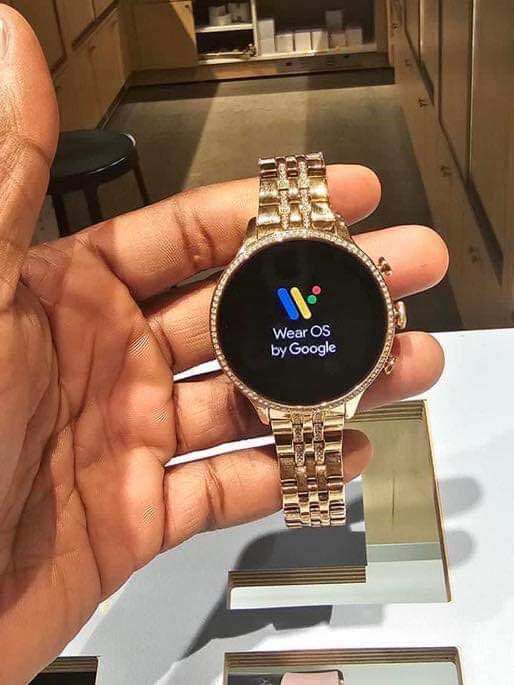 Smartwatch cheap iphone fossil