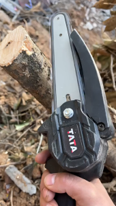 ORIGINAL Taffware Gergaji Mesin Listrik 8 inci 2 Baterai Cordless Chainsaw Bisa Potong Kayu 20cm