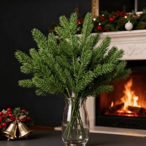 20/40pcs Artificial Plants Hotsale Pine Needle Christmas Tree Home Room Outdoor Garden Decora Access Wedding DIY Gifts Candy Box