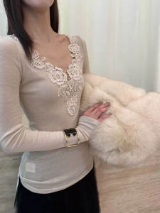 DUOFEIYAN | Lace Design V-Neck Long Sleeve T-Shirt
