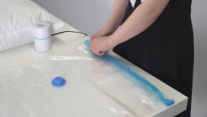 Túi Hút Chân Không Cỡ Lớn Đựng Quần Áo - Túi Nén Tiết Kiệm Không Gian Bền Chắc Có Thể Xếp Chồng Lên Nhau Kèm Bơm Tay Trong Suốt Đa Năng Dùng Cho Nhà Cửa Và Du Lịch