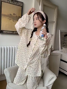 Bộ ngủ dài cổ tròn phối ren họa tiết hoa nhí dễ thương cotton pijama mặc nhà thời trang thu đông Pj10