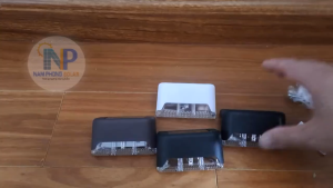 Đèn Năng Lượng Mặt Trời Sân Vườn LED Chống Thấm Nước Gắn Hàng Rào Cầu Thang Hành Lang Sân Vườn