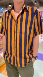 เสื้อเชิ้ตแขนสั้นลายทางส้มกรม