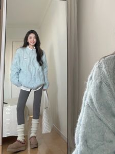 Korean Style Cable Stitch round Neck Sweater Womens Autumn and Winter Milk Fufu Loose Outer Wear Idle Style Soft Glutinous Thickened Knitting Tops