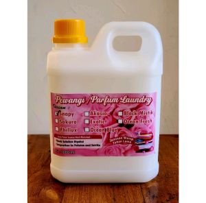 BEST SELLER || PARFUM LAUNDRY PEWANGI DAN PELICIN PAKAIAN 1 LITER COD (Wanginya Tahan Lama)