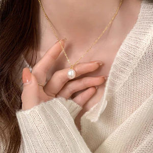 สร้อยคอไข่มุกสไตล์เกาหลีสำหรับผู้หญิง เครื่องประดับแฟชั่นที่สวมใส่ได้หลากหลาย ดีไซน์เรียบง่าย สไตล์ใหม่ สร้อยคอแบบโซ่กระดูกไหปลาร้า