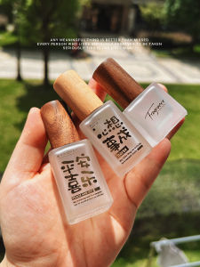 Portable Travel Perfume Splitter Bottle Glass Spray Bottle with Press Cap Walnut Wood Empty Bottle for Fragrance Distribution