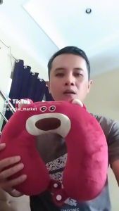 Bantal Leher Lotso Free Penutup Mata Bahan Plush Sandaran Travel SNI