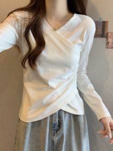 plus Size Womens Long Sleeve V-Neck T-Shirt Slimming Bottoming Shirt Cover Belly Design Spring Autumn New Style Korean Version