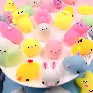1pcs Random Squishies Squishy Toy Kids Squishy Toy Mini Kawaii squishies Mochi Stress Reliever Anxiety Toys Party Favors Mini Animal Squid Toy Cute Squeeze Ball Toy